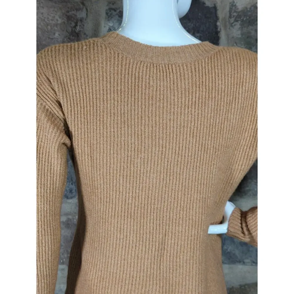 Offline by Aerie Sweater Woman's Size‎ Small Tan Twist Front Neutral Soft